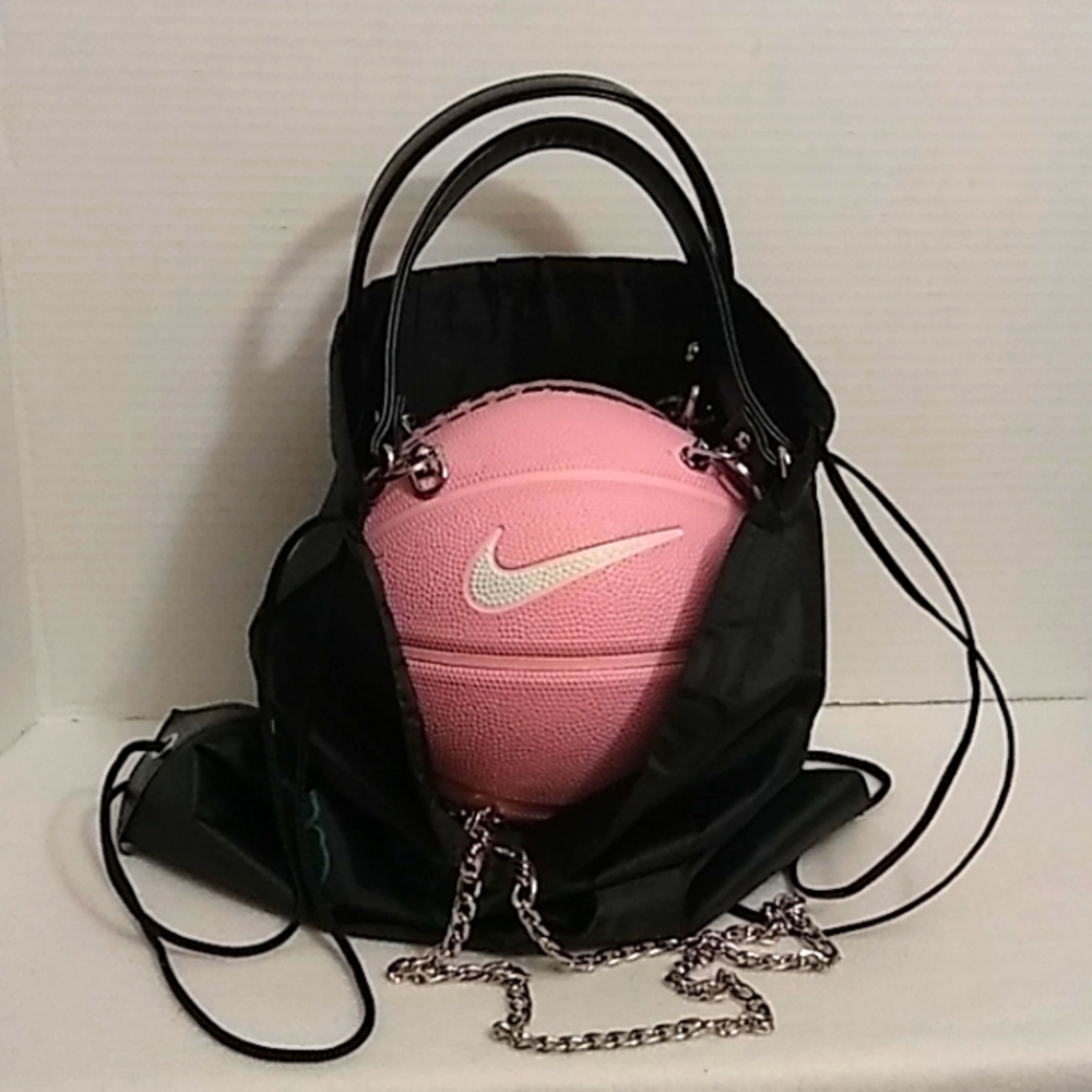 NWT HANDMADE SMALL NIKE SKILLS PINK 🩷 BASKETBALL PURSE 🏀 - Picture 11 of 12